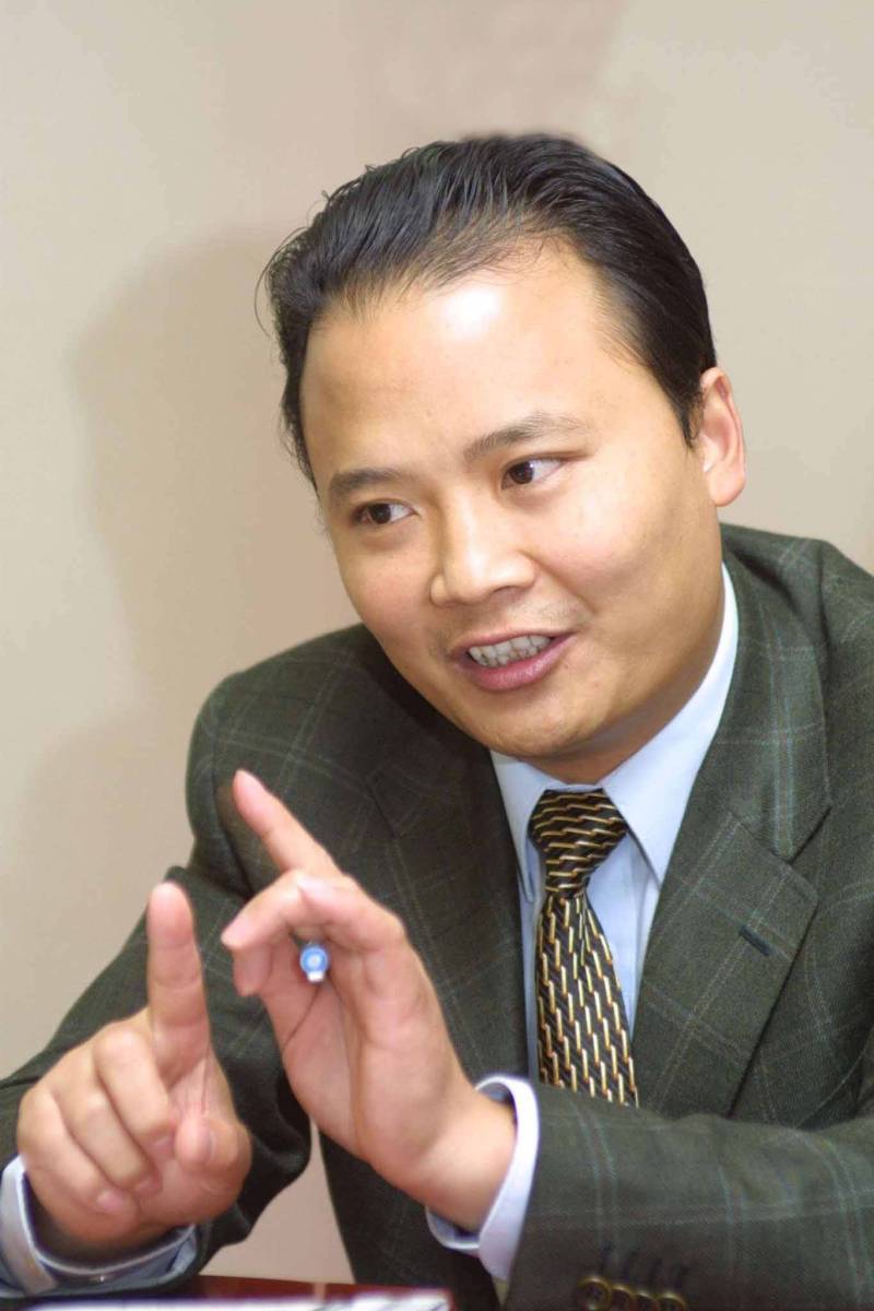 香港十大富豪排行榜(90年代香港十大富豪排行榜)-第2张图片