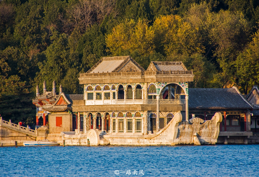 世界旅游景点排行榜前十名(世界十大旅游景点有哪些)-第1张图片