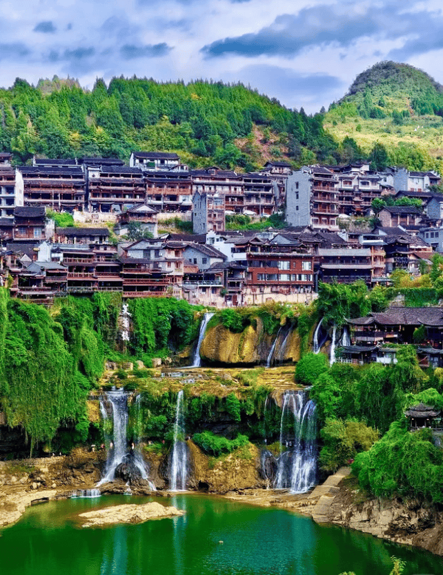 张家界旅游攻略必去景点推荐.张家界旅游攻略必去景点推荐一下?-第1张图片